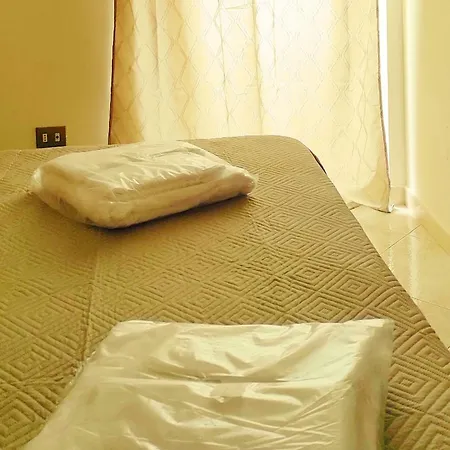 Ulliri Hotel & Skanderbeg Ristorante Pizzeria