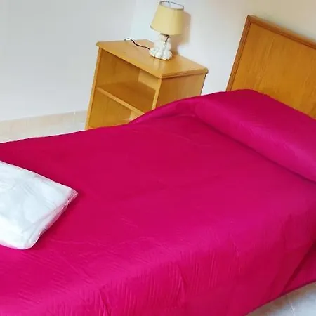 Ulliri Hotel & Skanderbeg Ristorante Pizzeria *