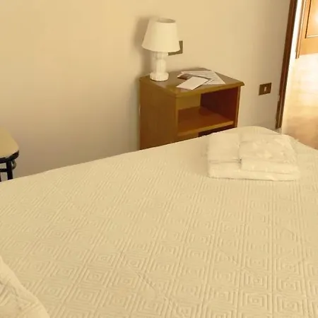 Hotel Ulliri Hotel & Skanderbeg Ristorante Pizzeria San Costantino Albanese